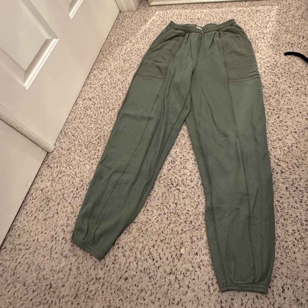 Aerie Olive Knit Pants and Sweatshirt set